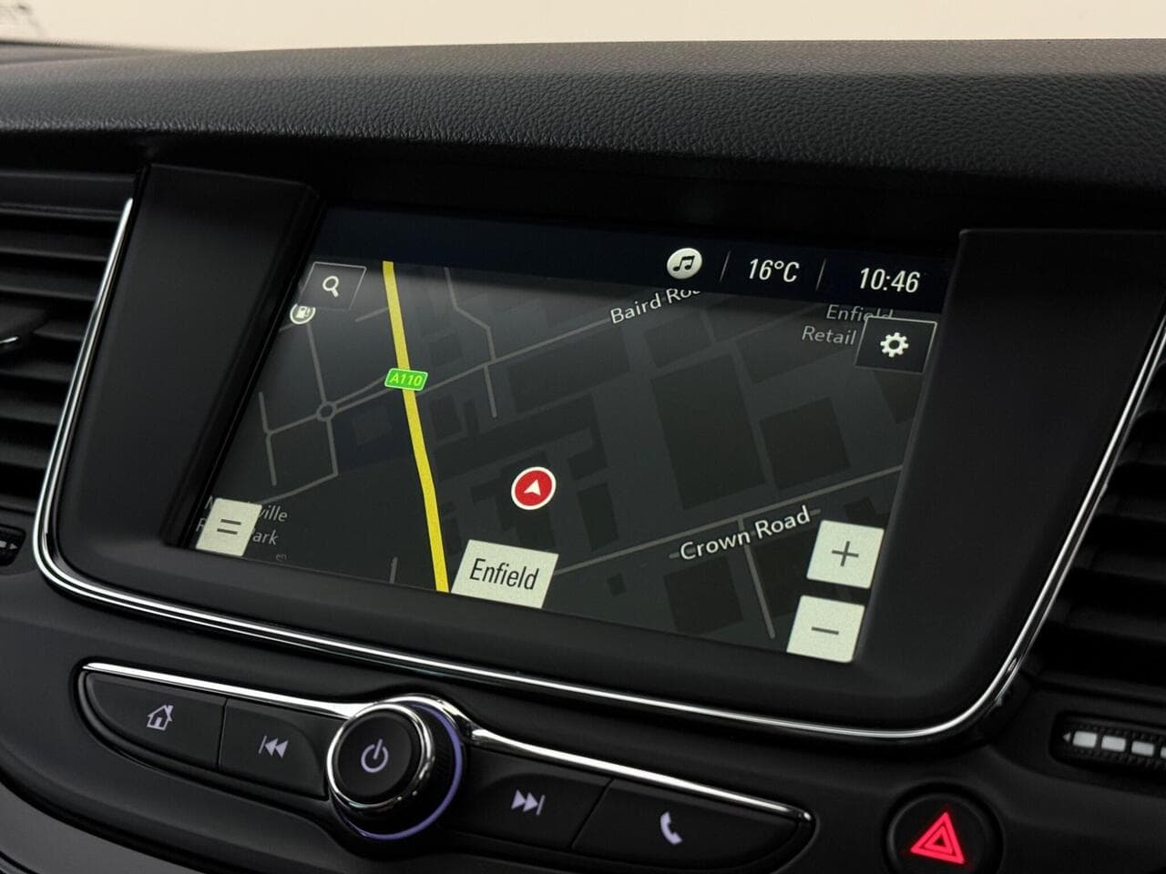 Vauxhall Astra thumbnail Infotainment System