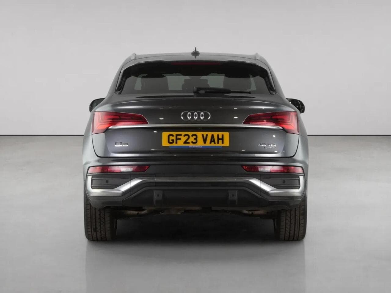 Audi Q5 thumbnail Rear