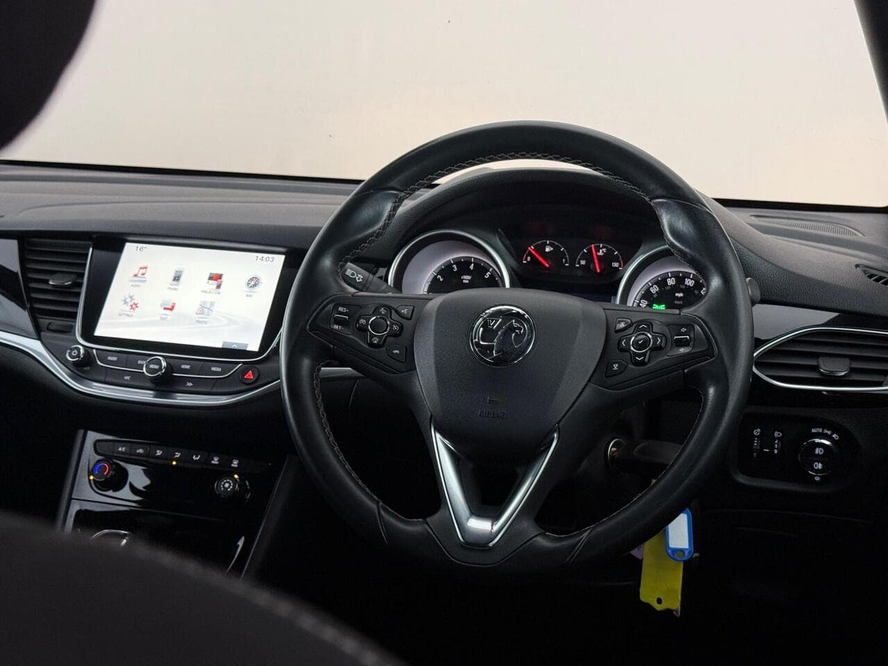 Vauxhall Astra thumbnail Steering Wheel
