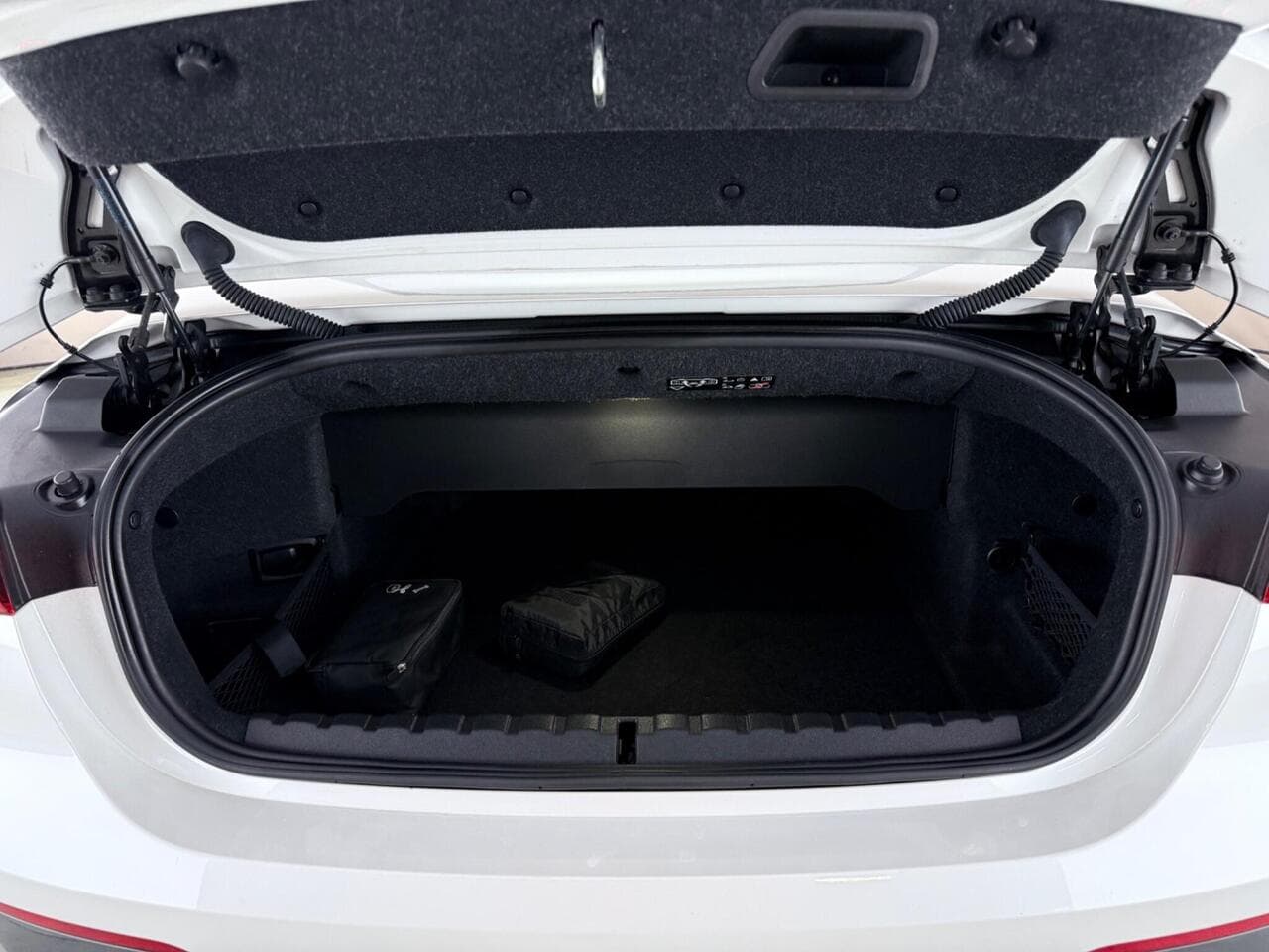 BMW 4 Series thumbnail Boot