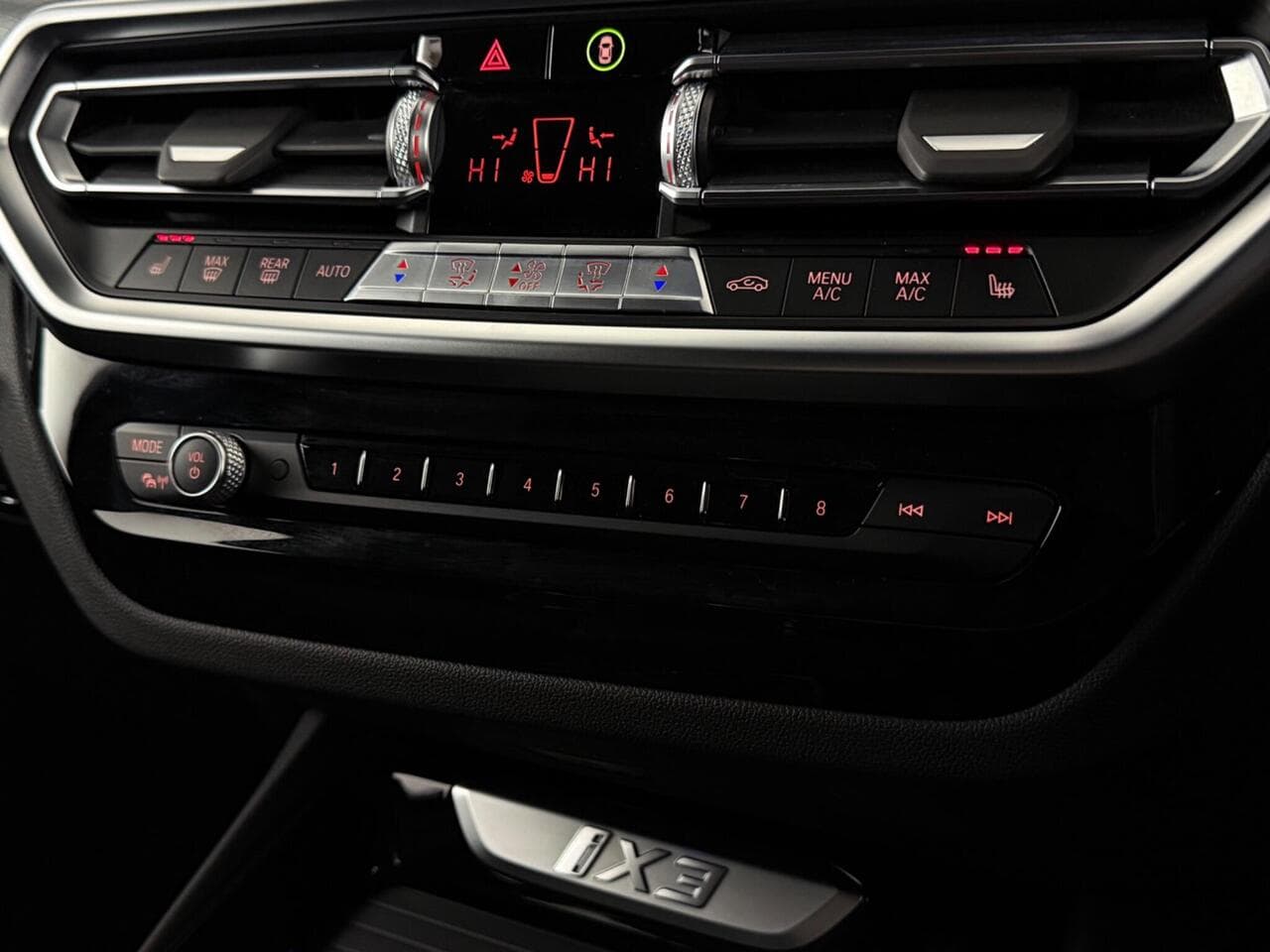 BMW iX3 thumbnail Interior Front