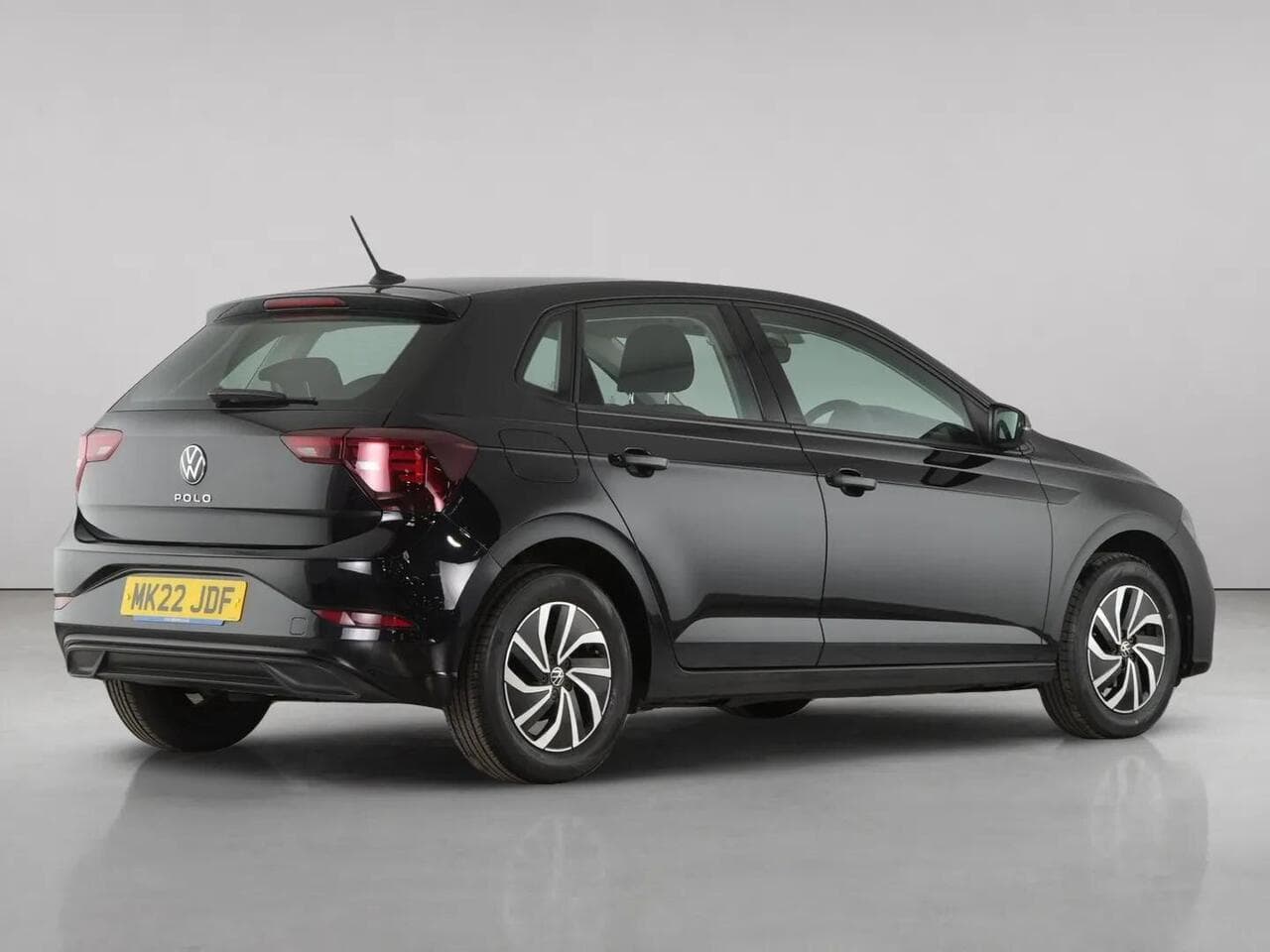 Volkswagen Polo thumbnail Rear Right