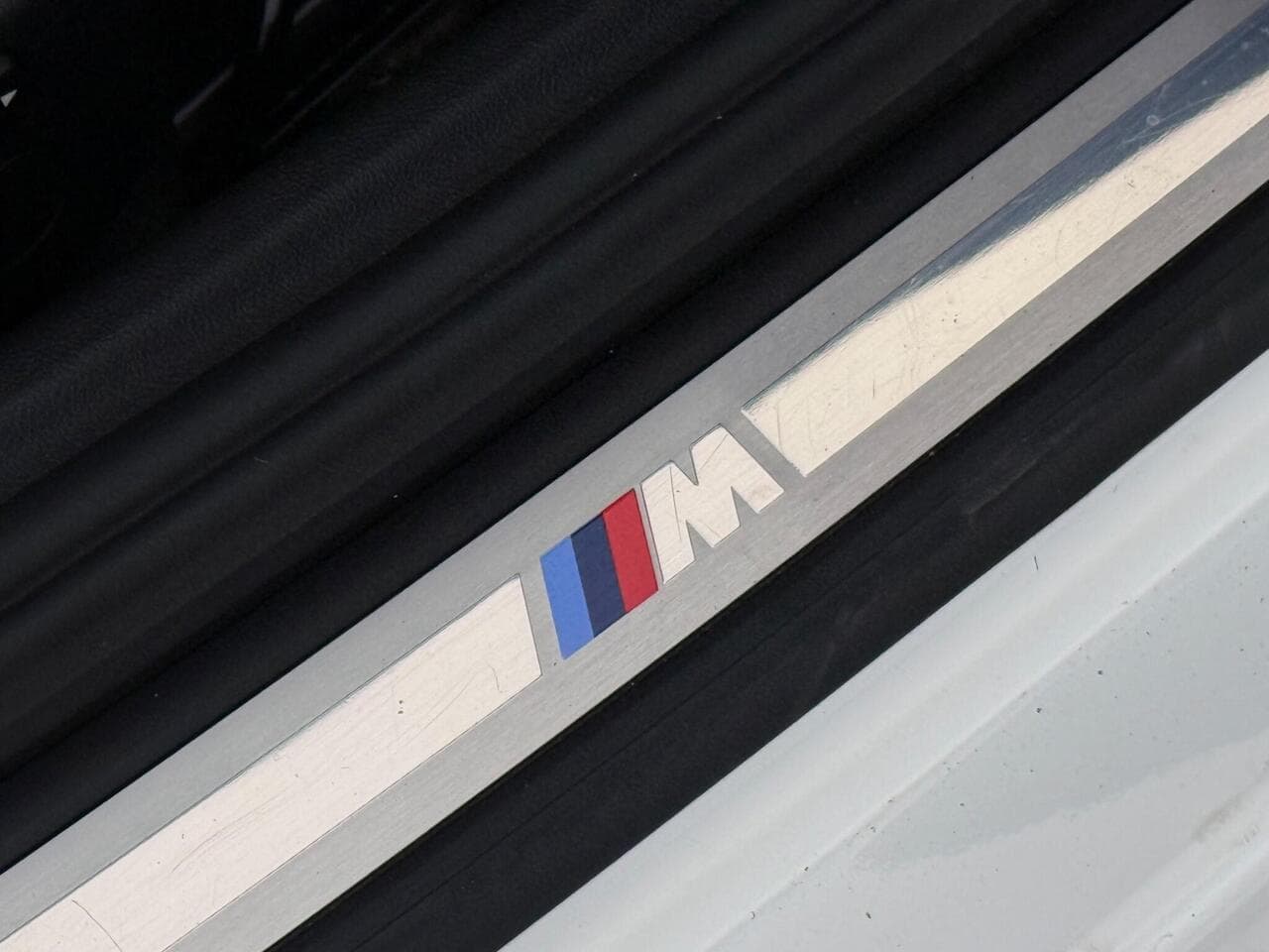 BMW Z4 thumbnail Badge Exterior