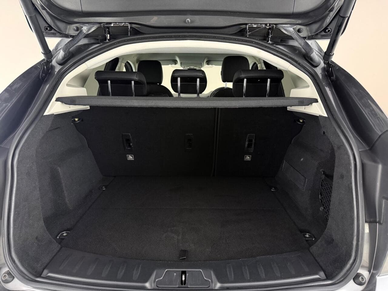 Jaguar E-PACE thumbnail Boot