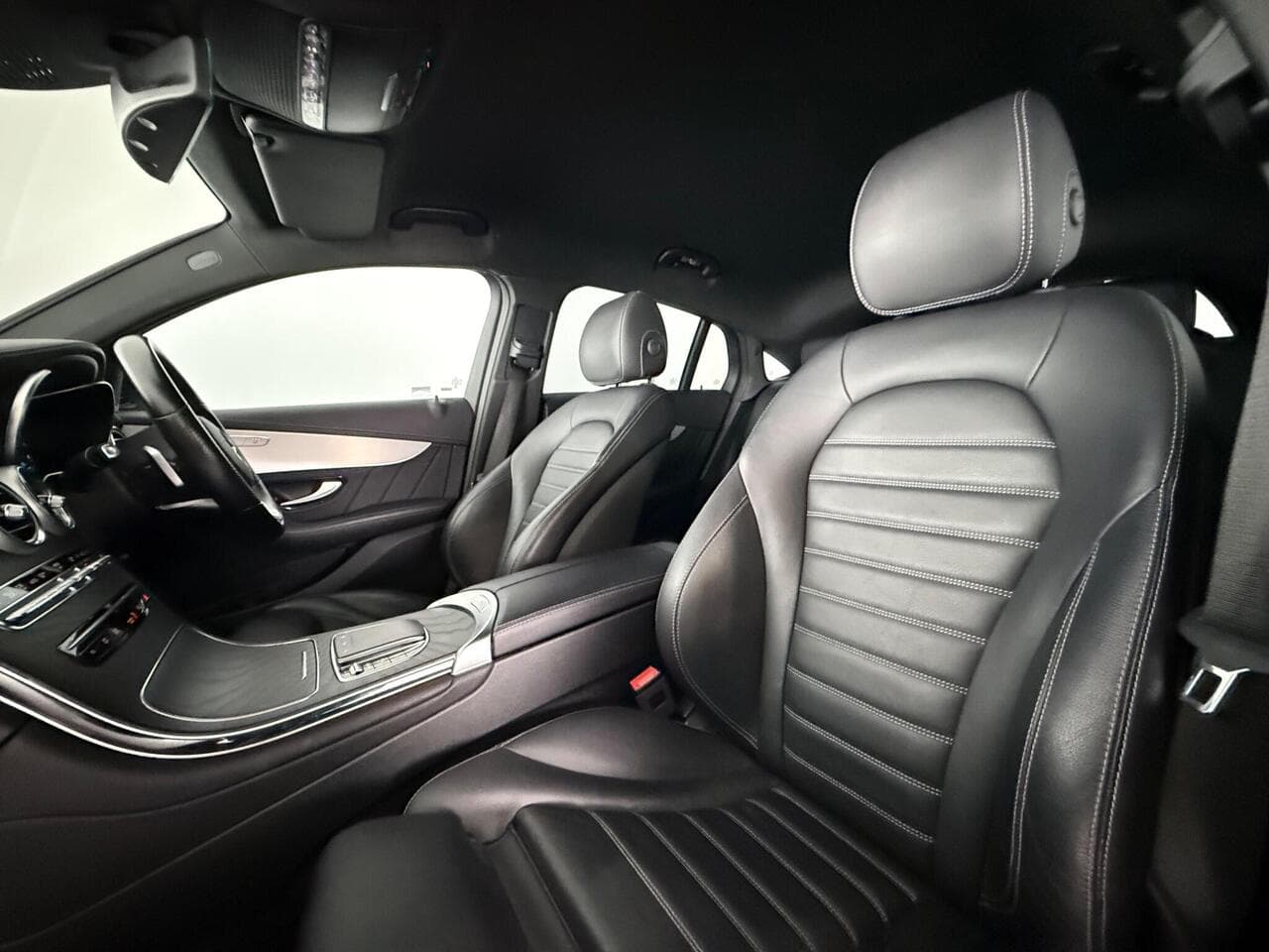 Mercedes-Benz GLC thumbnail Seat Front Passenger
