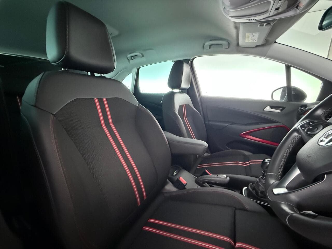 Vauxhall Crossland thumbnail Seat Driver