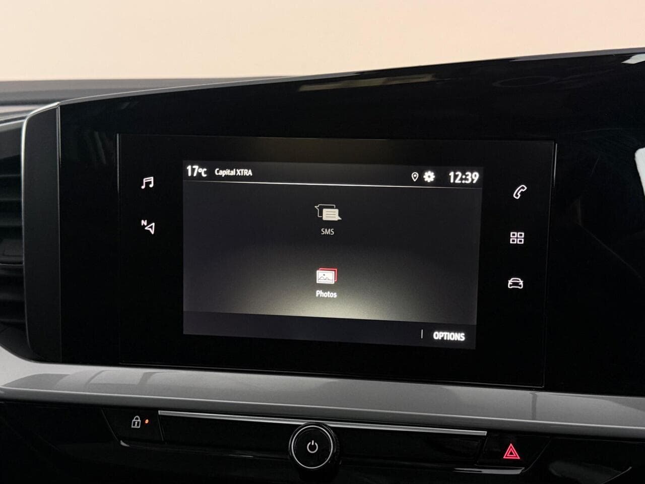 Vauxhall Mokka thumbnail Infotainment System