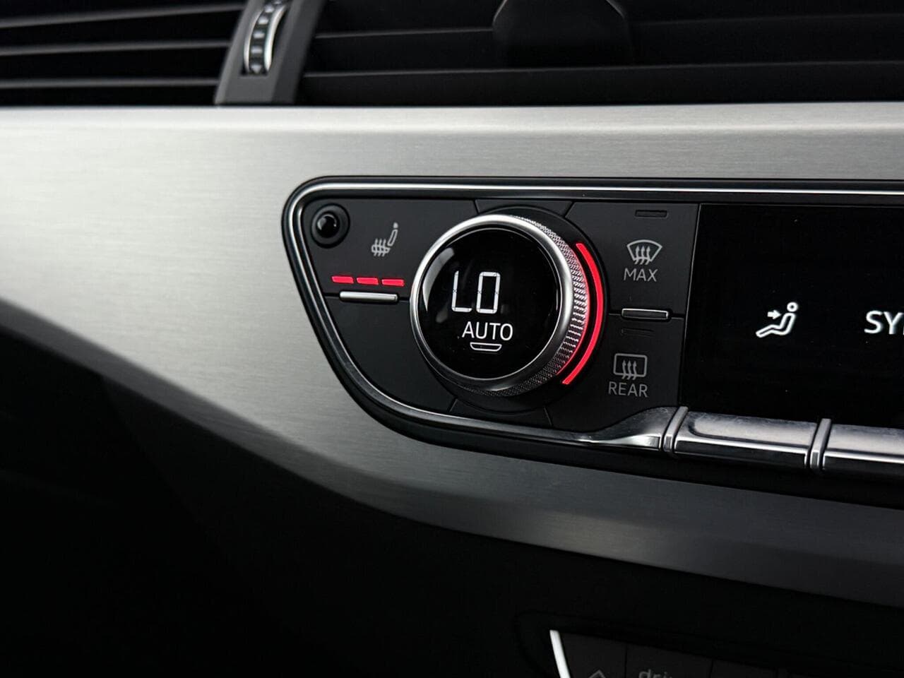 Audi A5 thumbnail Misc Controls