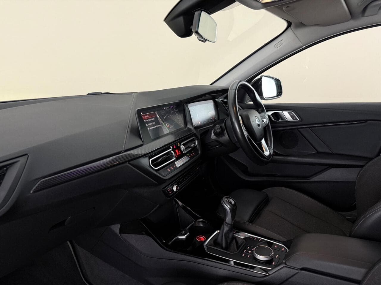 BMW 1 Series thumbnail Interior Front