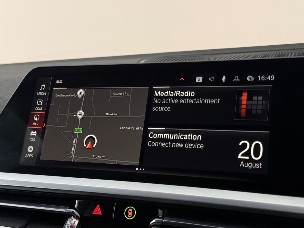 BMW 3 Series thumbnail Infotainment System