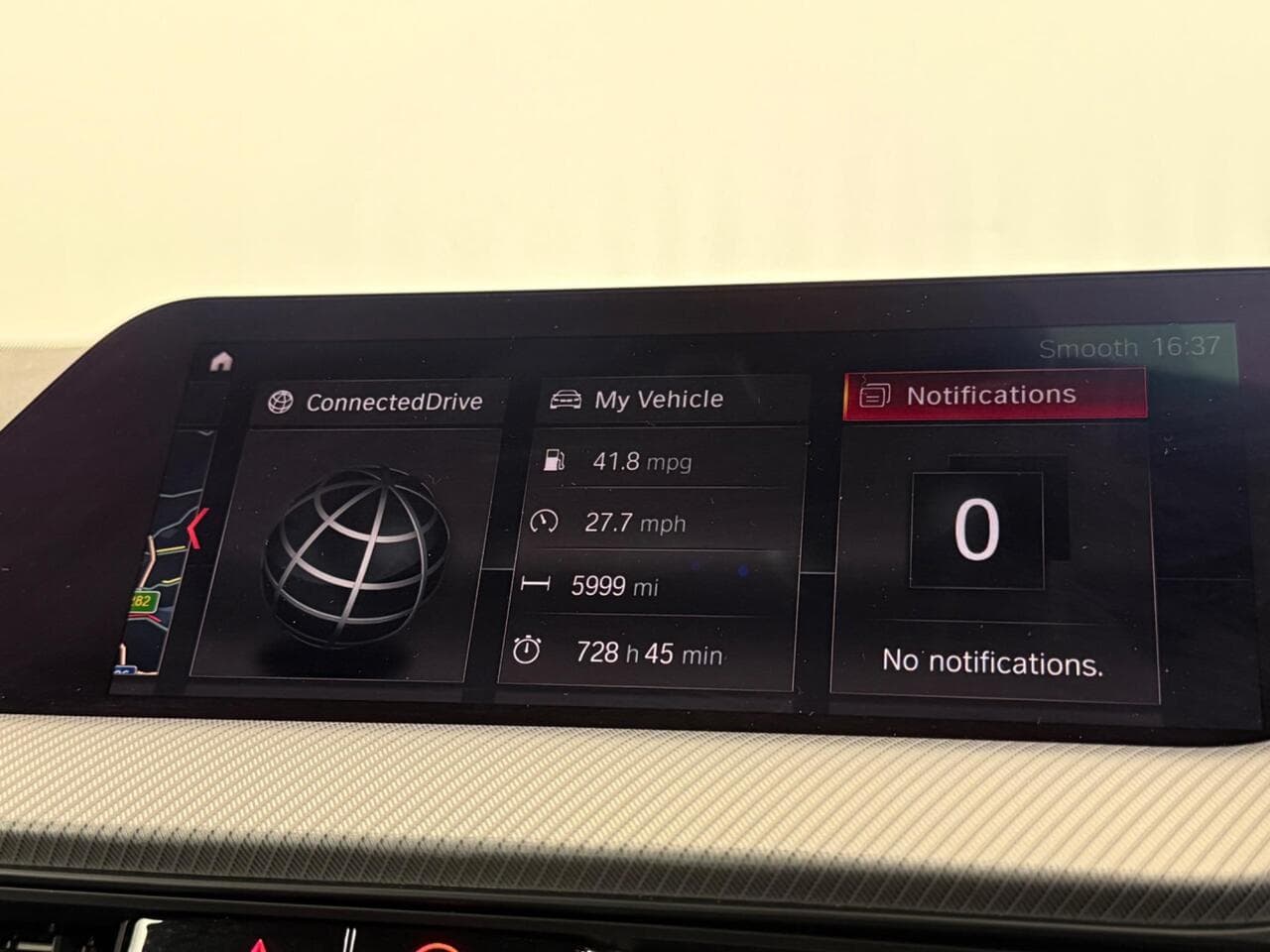 BMW 1 Series thumbnail Infotainment System