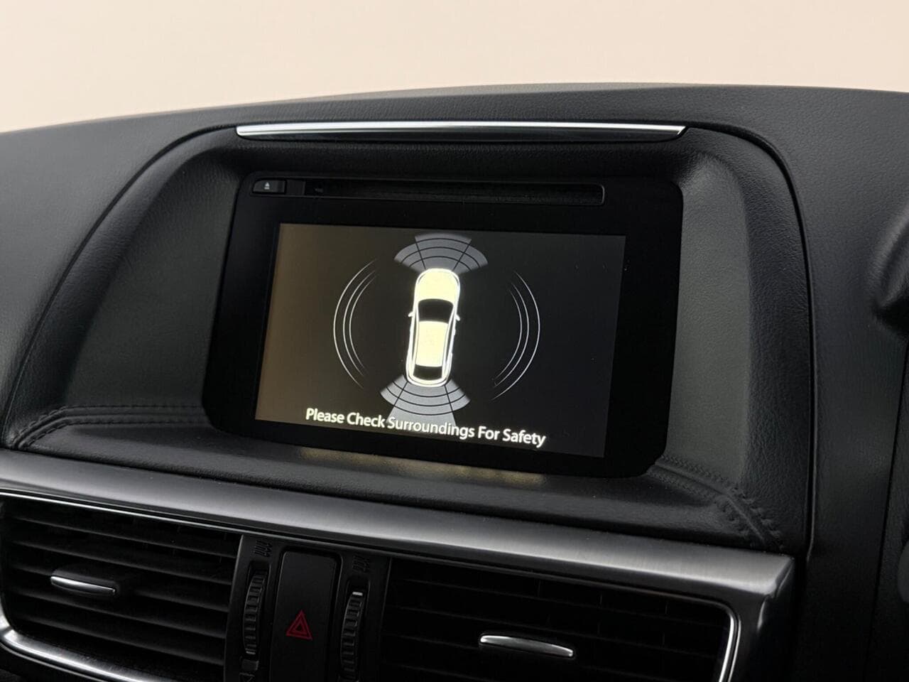 Mazda CX-5 thumbnail Infotainment System