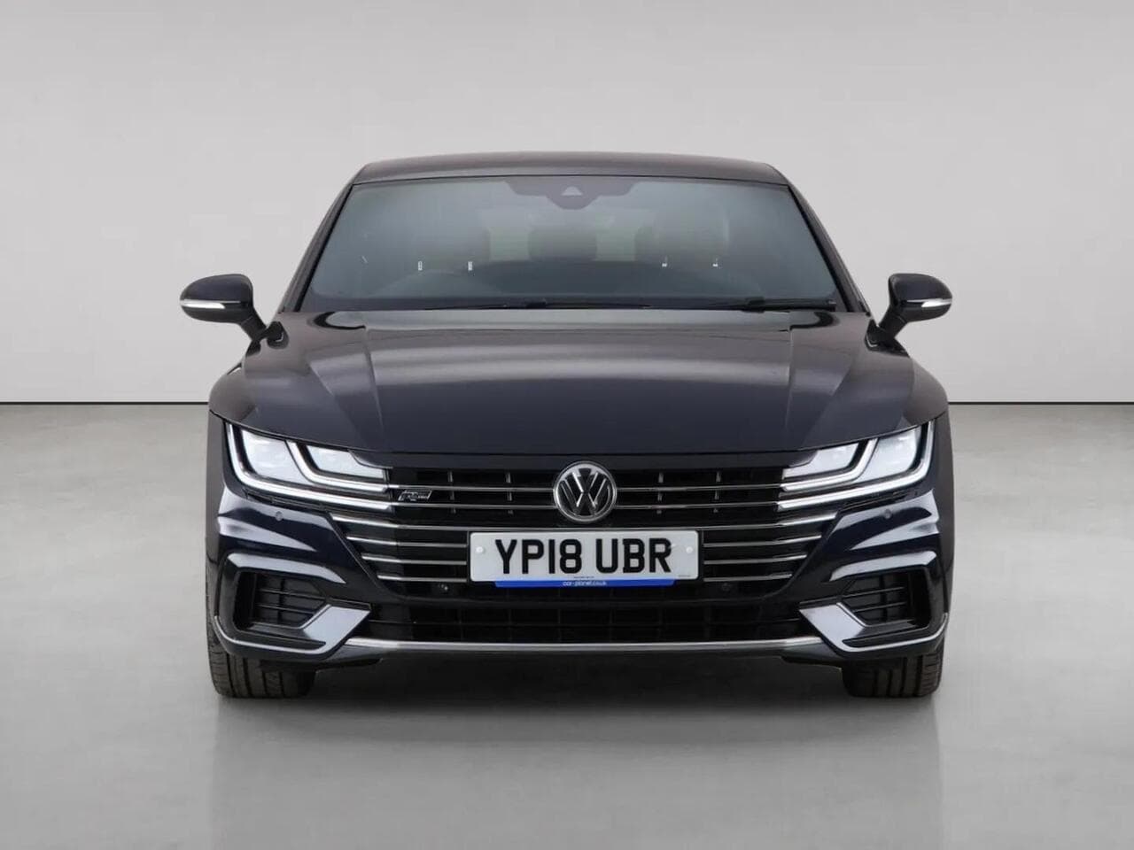 Volkswagen Arteon thumbnail Front