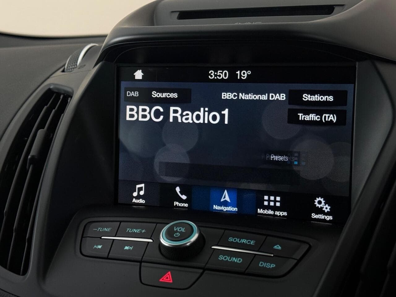 Ford Kuga thumbnail Infotainment System