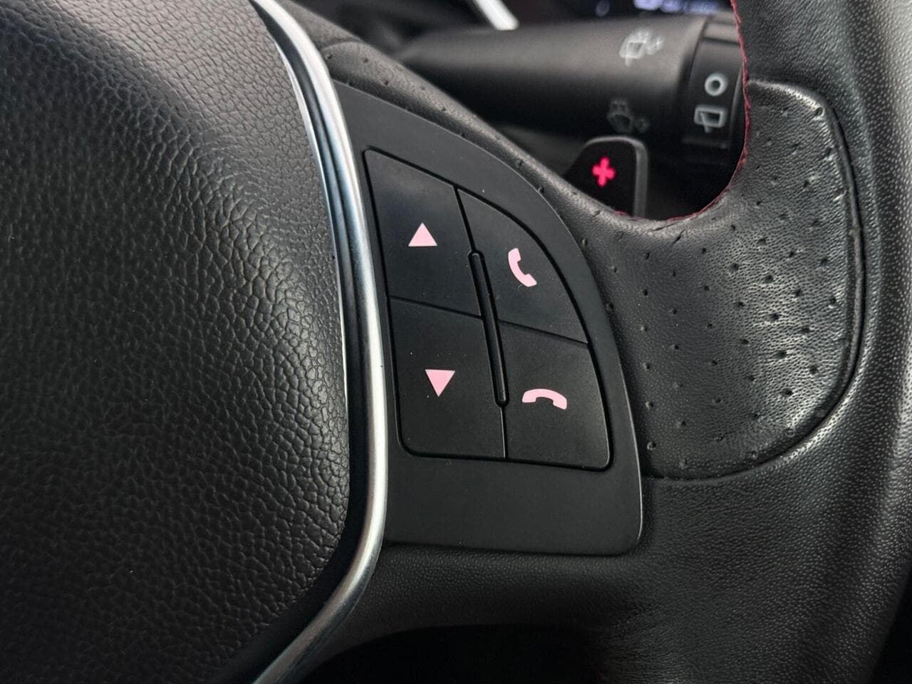 Alfa Romeo Giulietta thumbnail Misc Controls