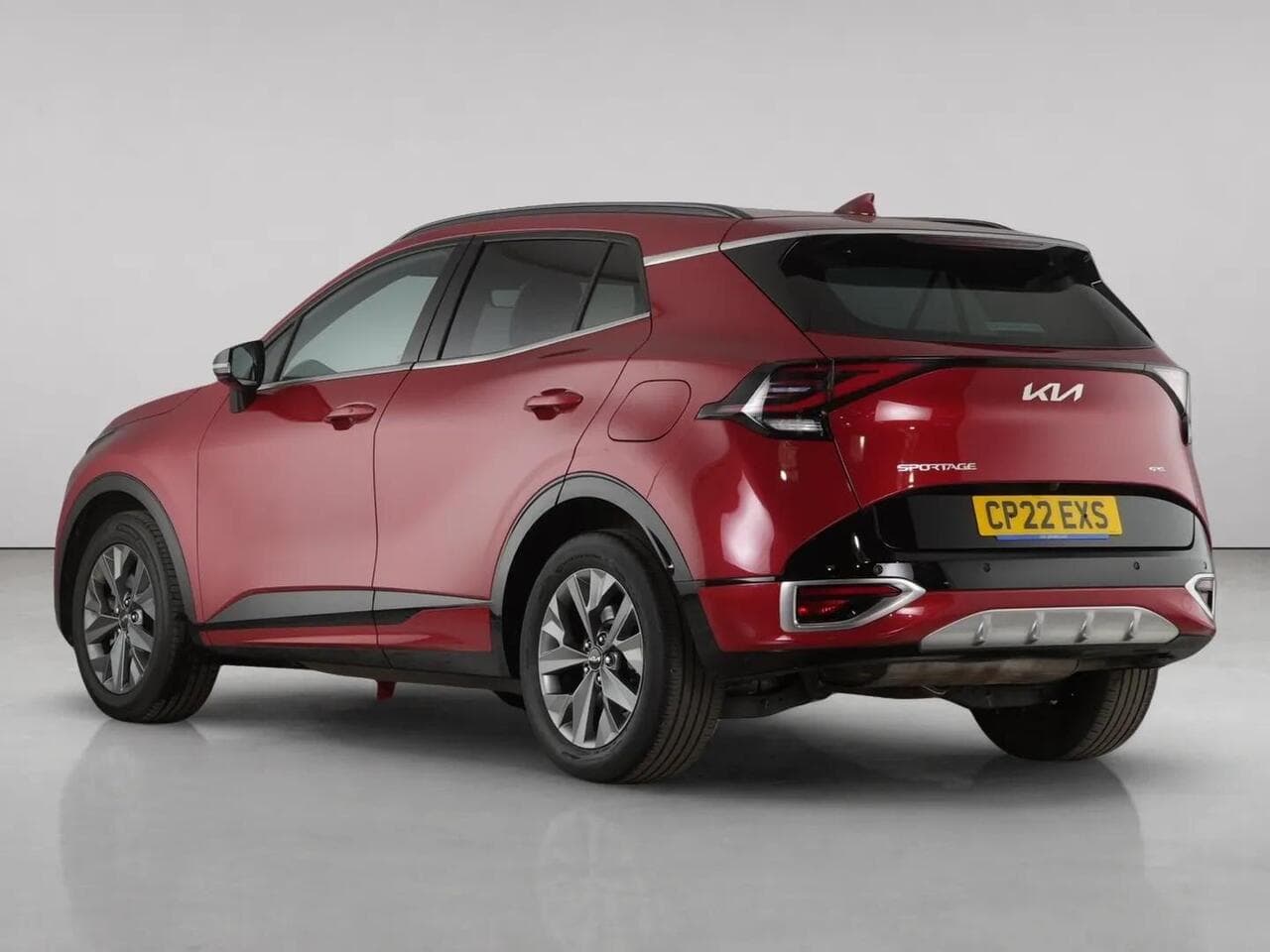 Kia Sportage thumbnail Rear Left