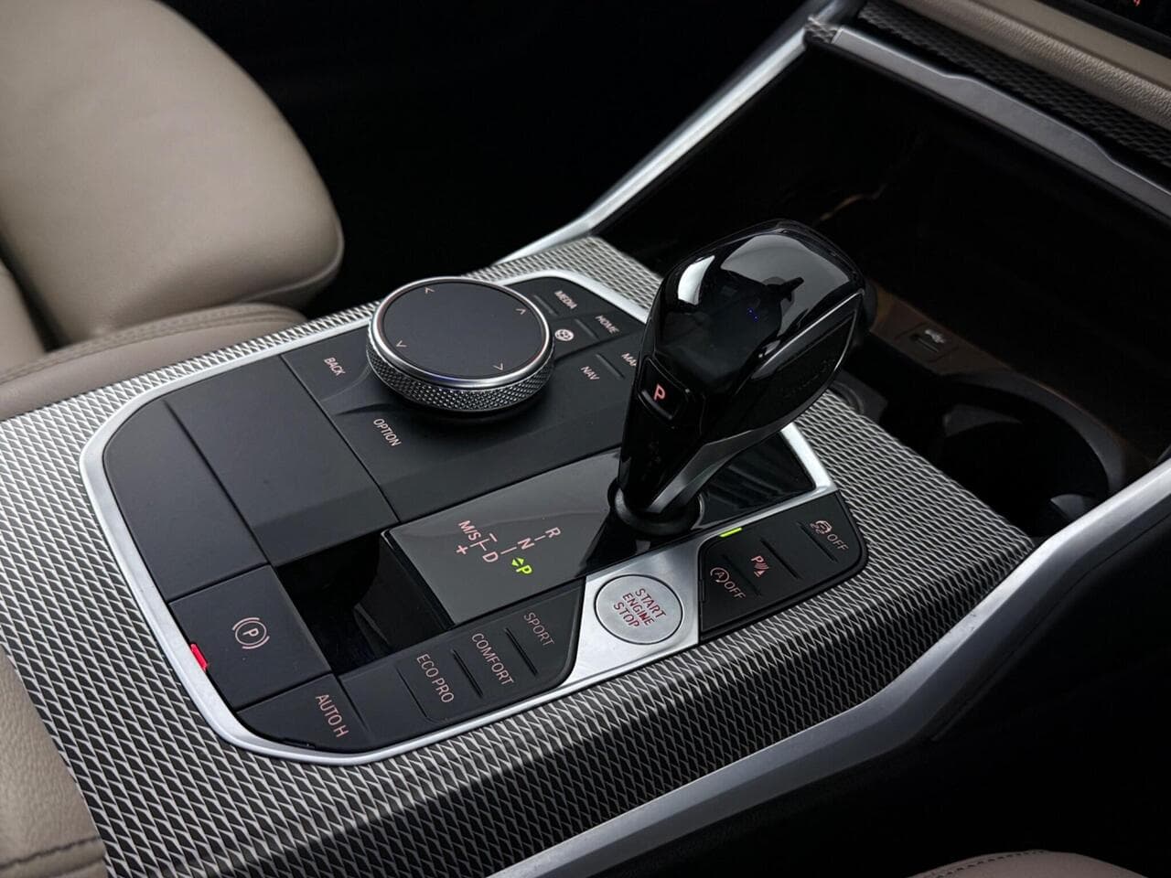 BMW 3 Series thumbnail Interior Front