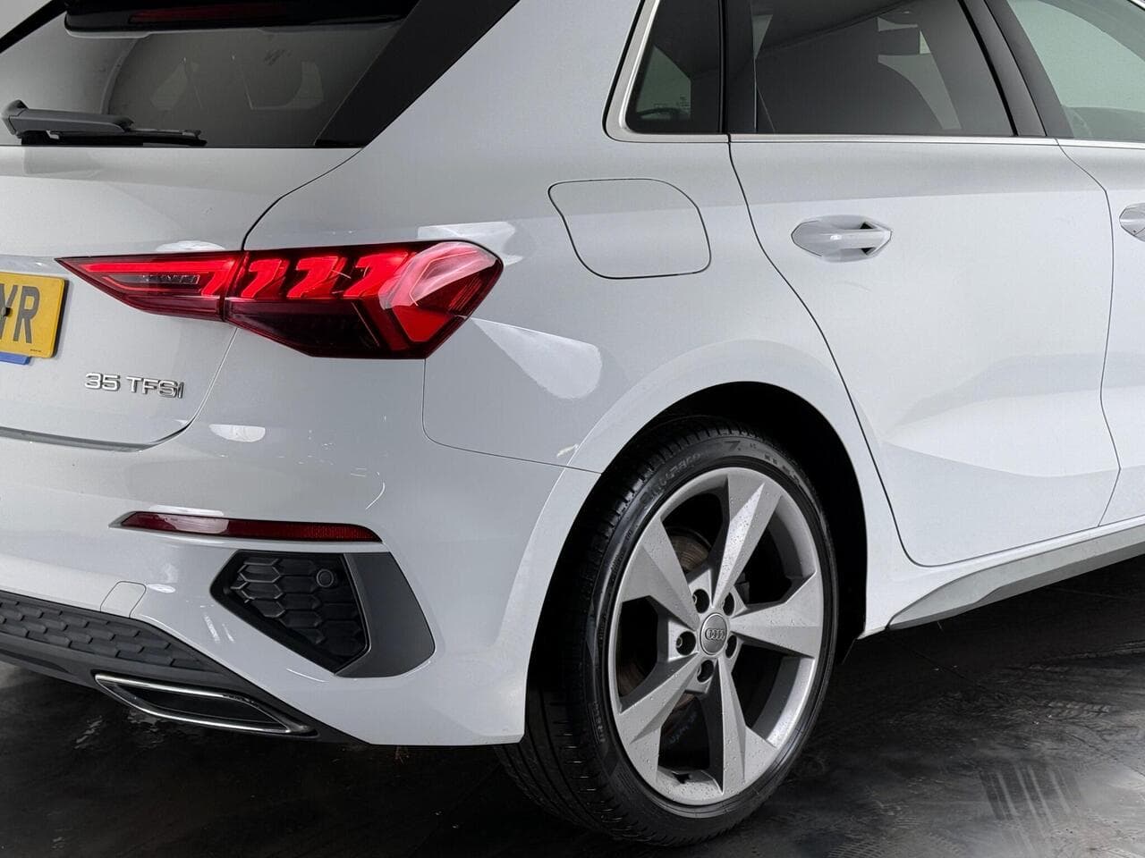 Audi A3 thumbnail Rear Right