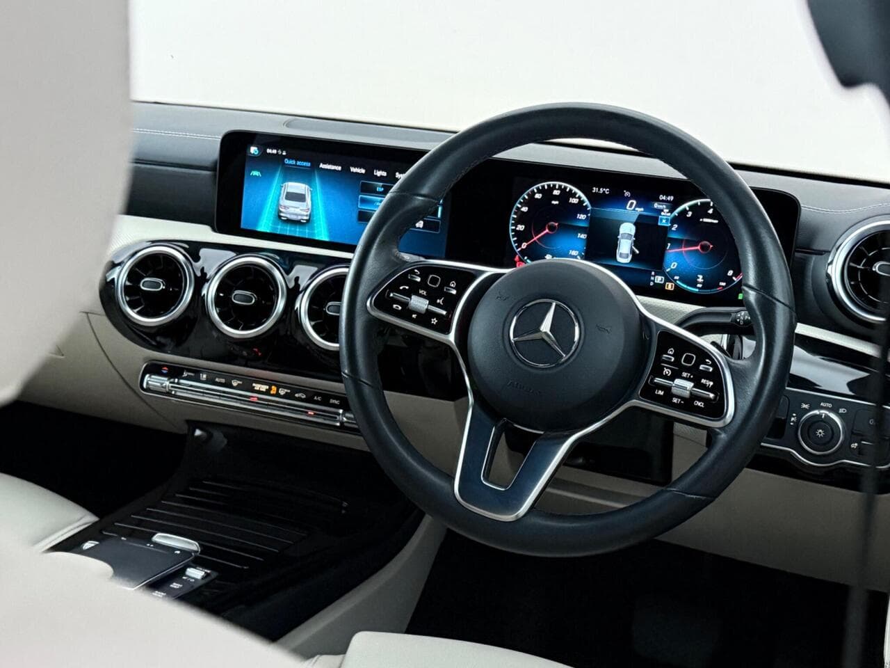 Mercedes-Benz CLA thumbnail Inconclusive