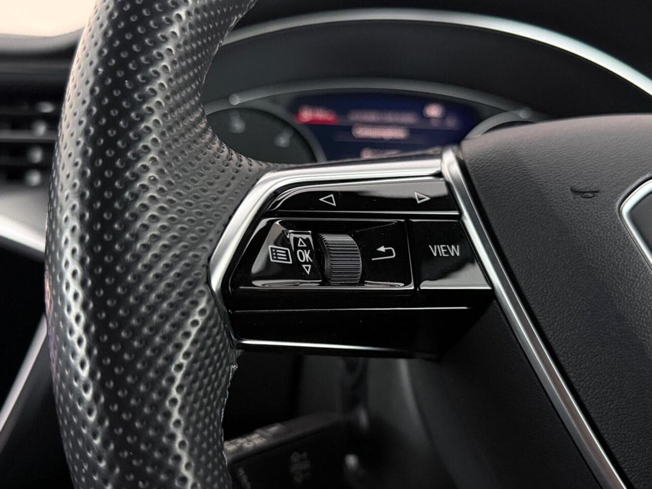 Audi A6 Saloon thumbnail Misc Controls
