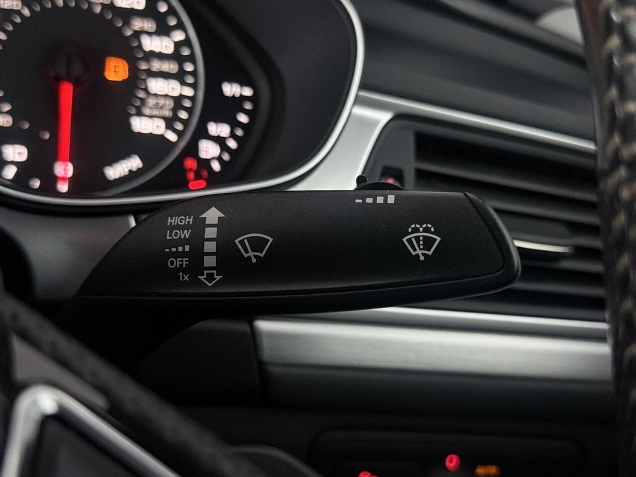 Audi A6 Saloon thumbnail Misc Controls