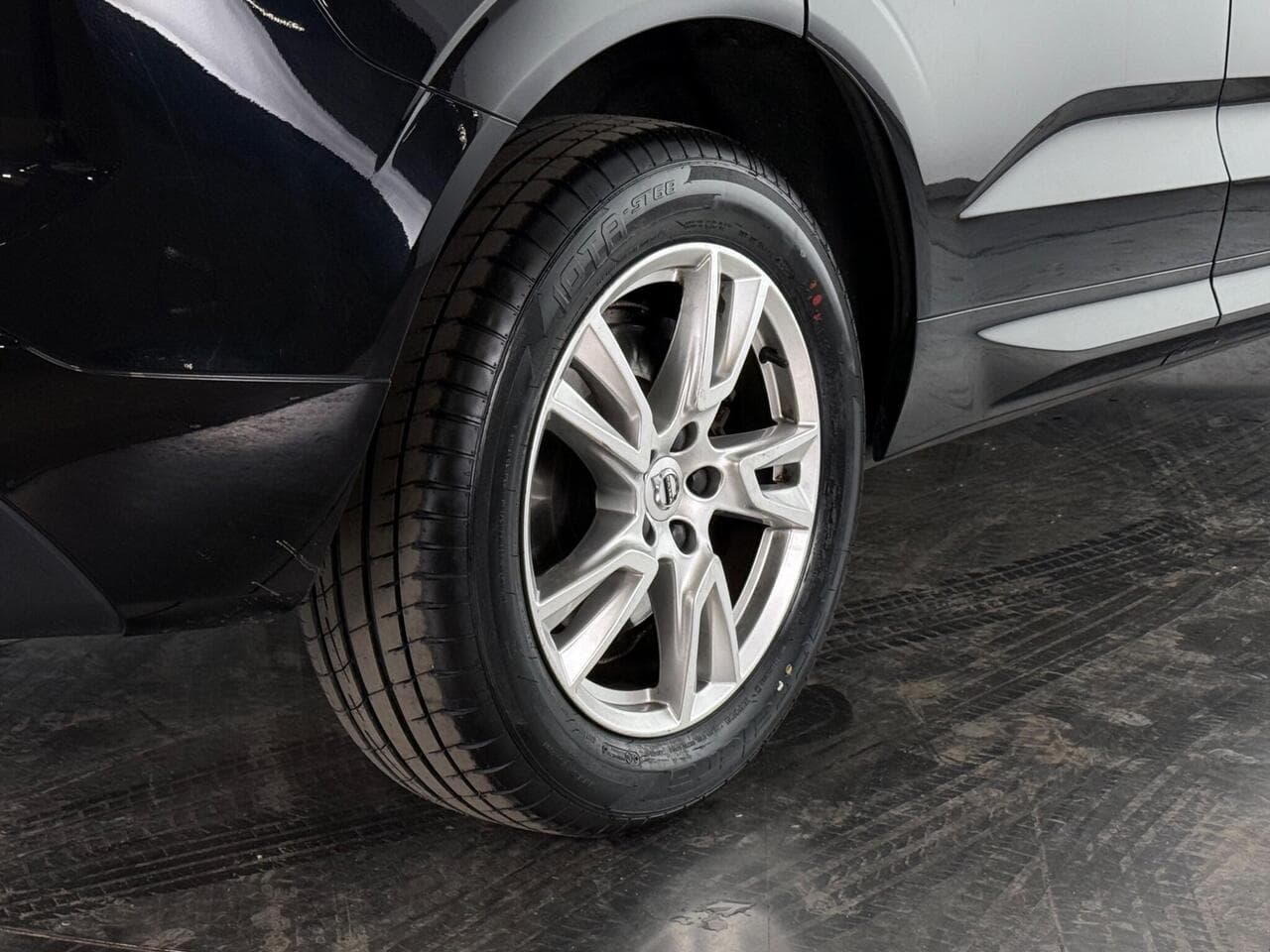 Volvo XC60 thumbnail Wheel