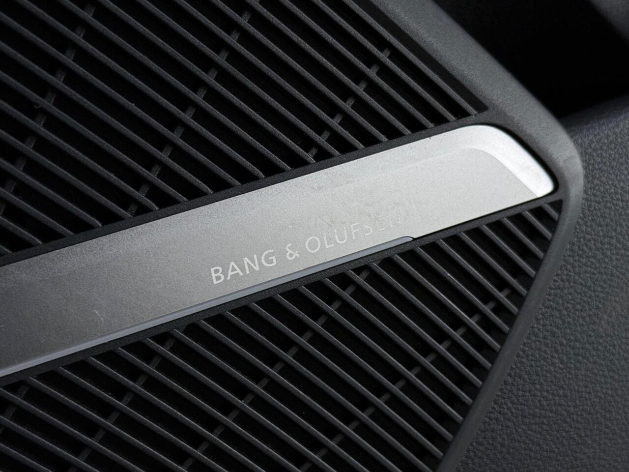 Audi Q5 thumbnail Misc Controls