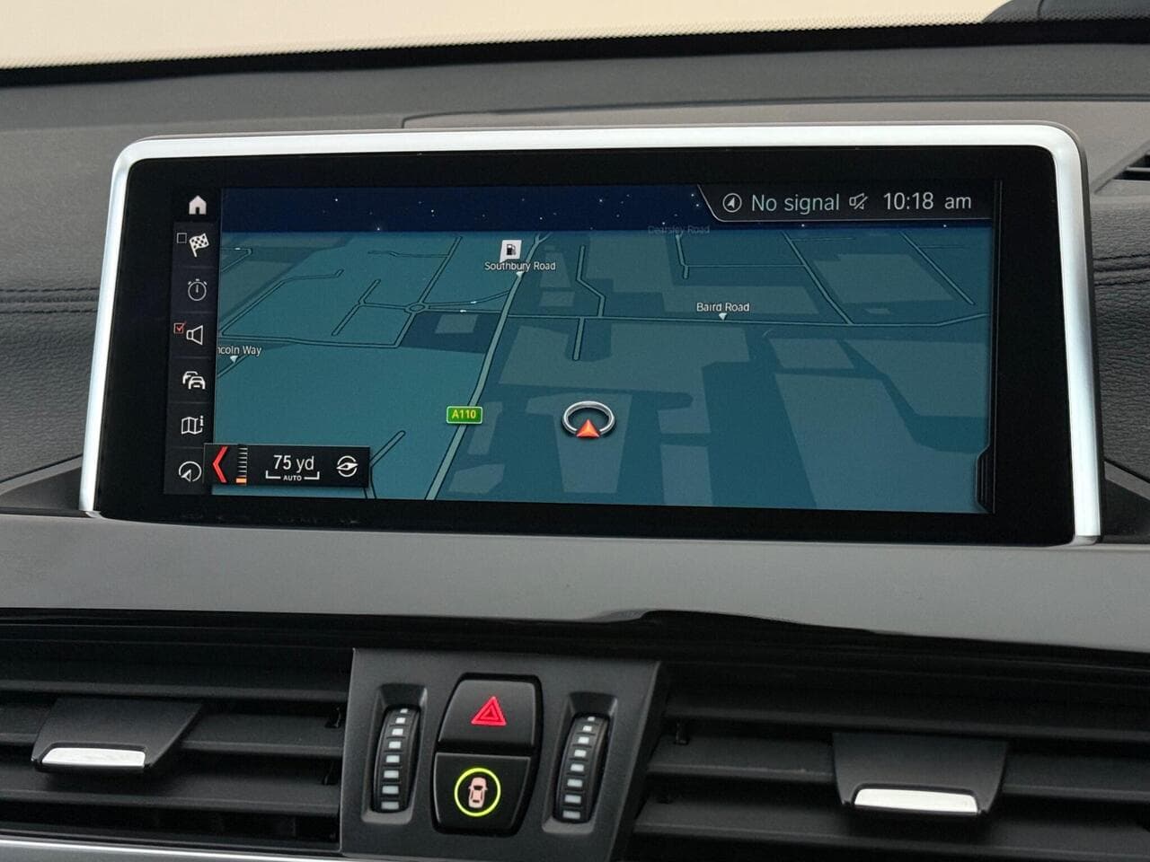 BMW X1 thumbnail Infotainment System