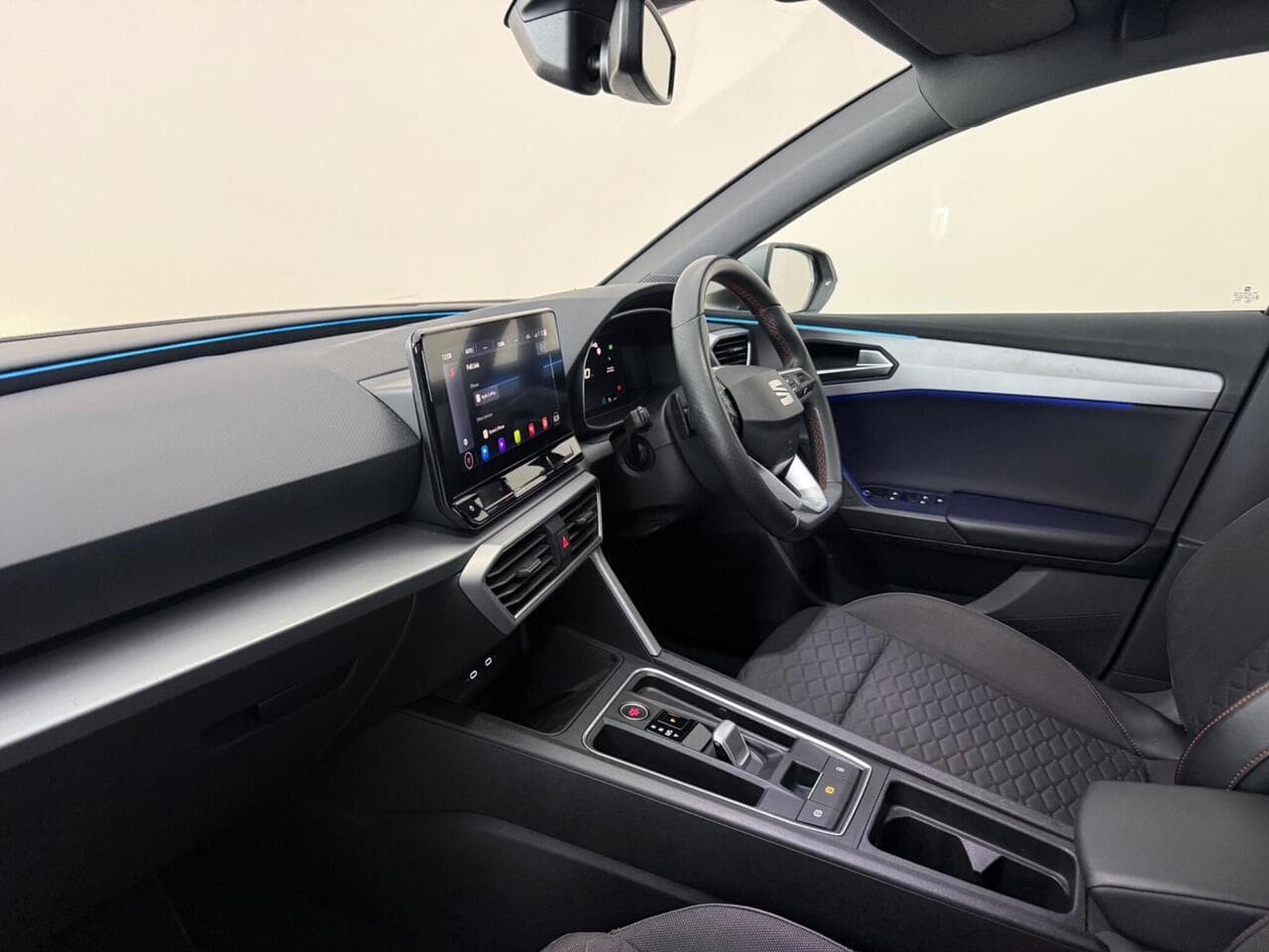 SEAT Leon thumbnail Interior Front
