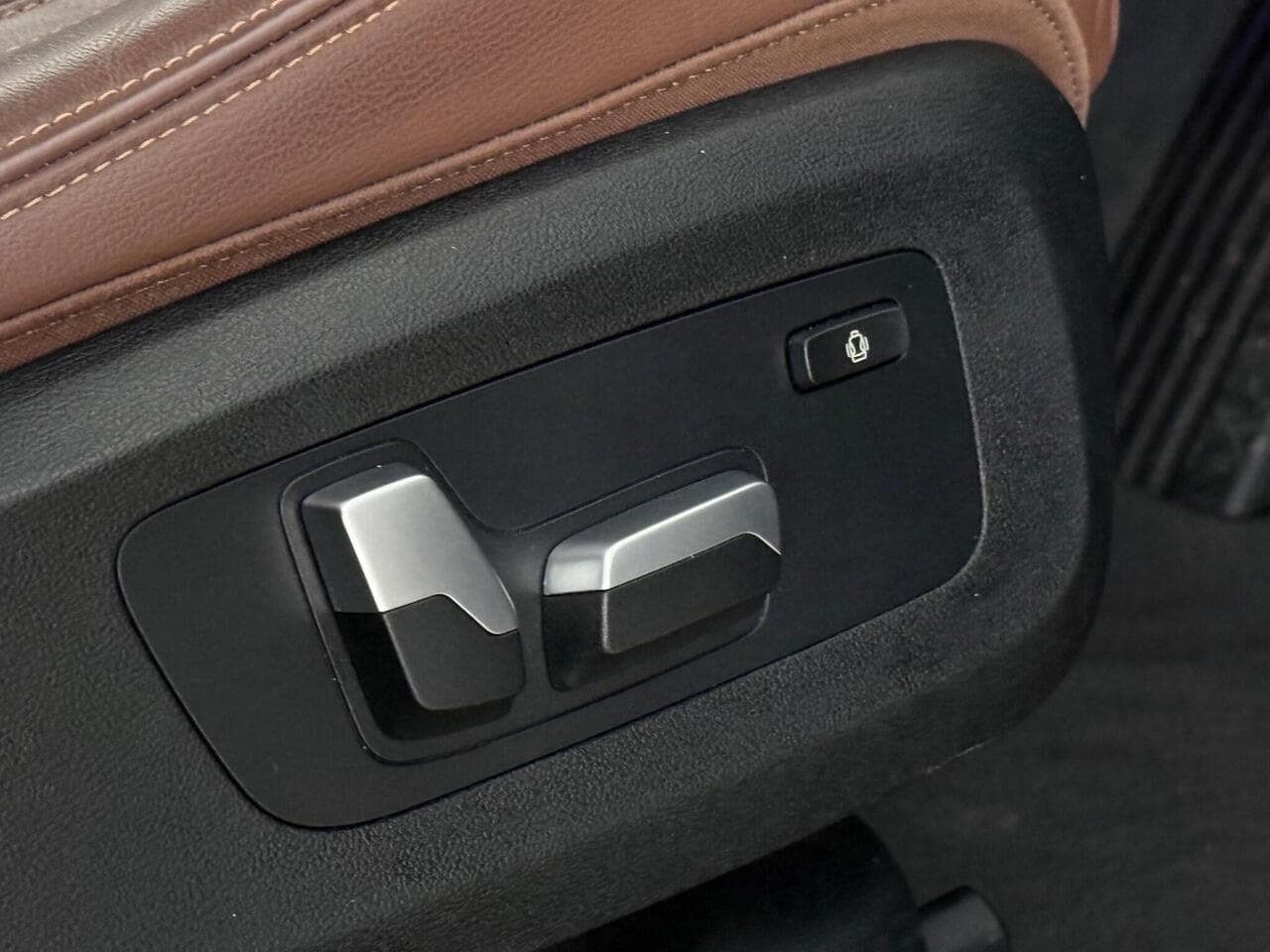 BMW X5 thumbnail Misc Controls