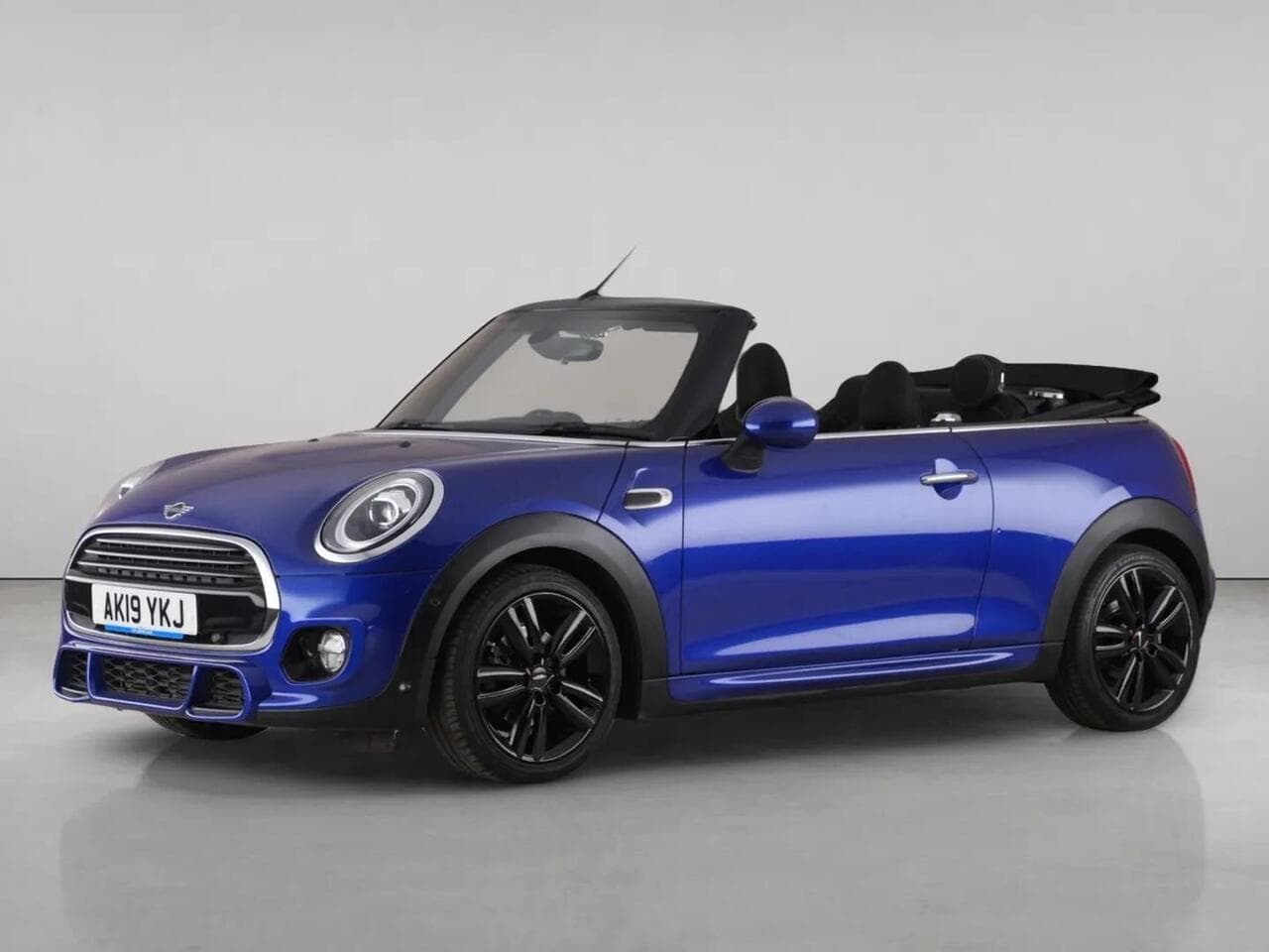 MINI Convertible thumbnail Front Left