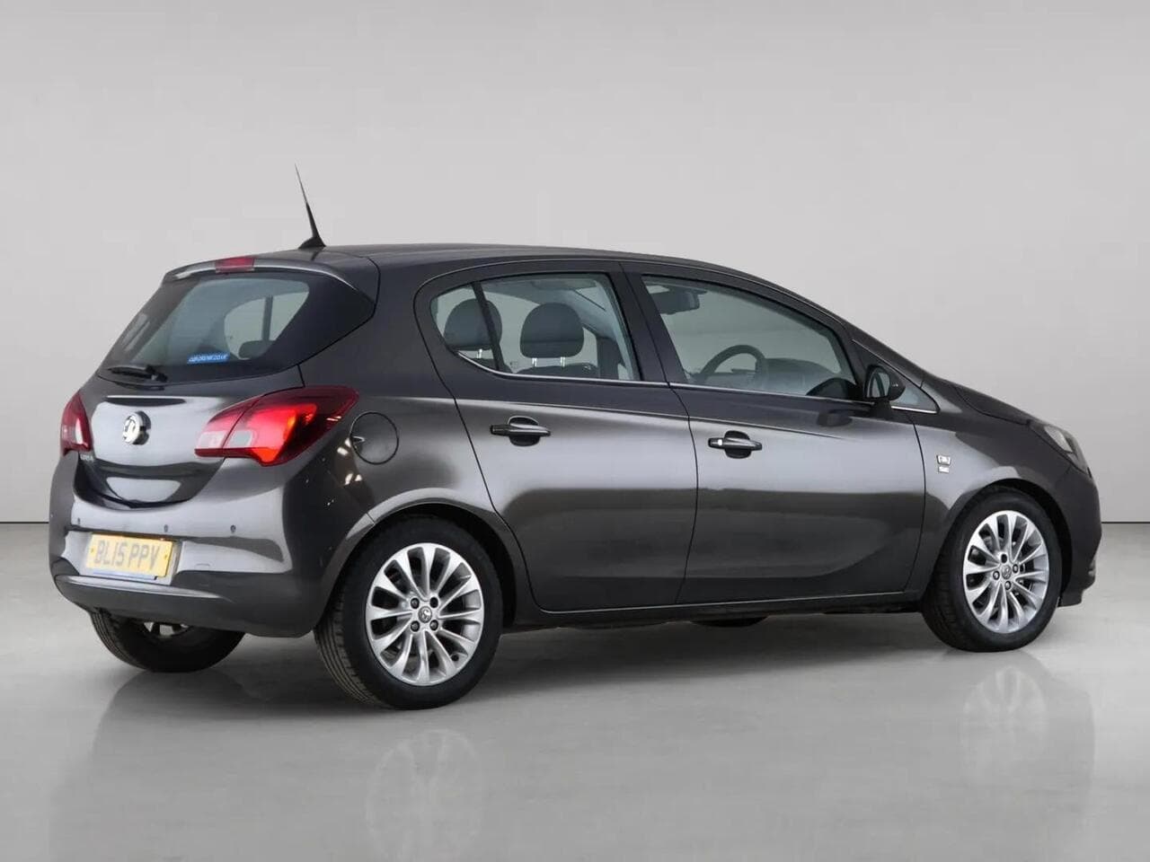 Vauxhall Corsa thumbnail Side Right