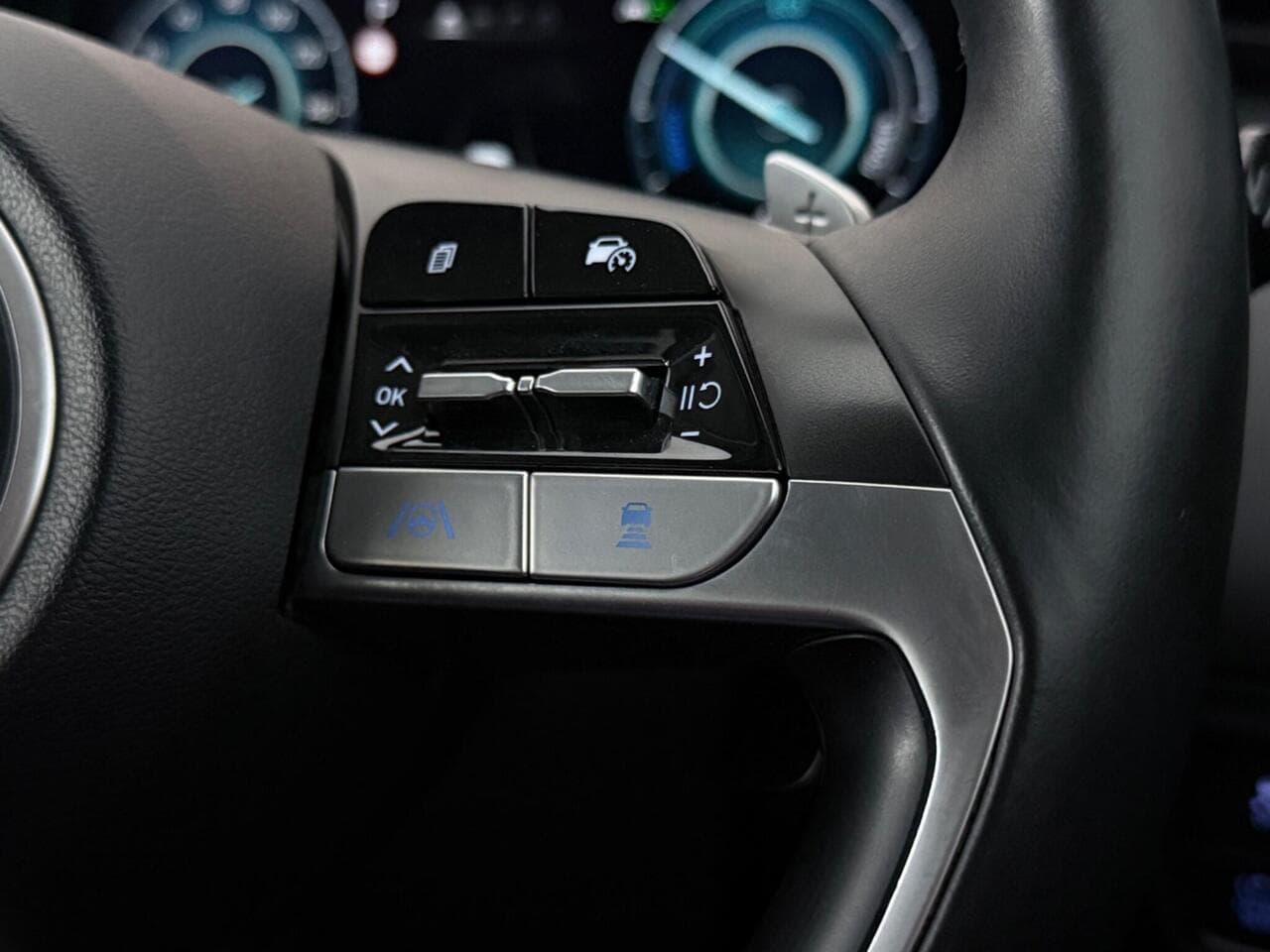 Hyundai TUCSON thumbnail Misc Controls