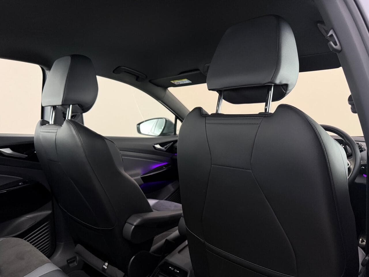 Volkswagen ID.4 thumbnail Seats Rear