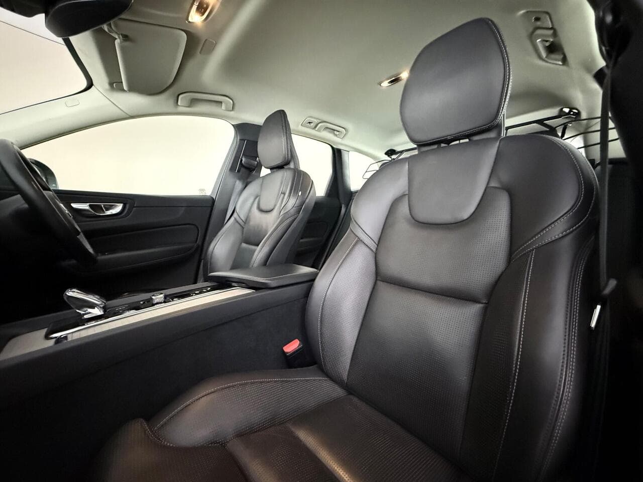 Volvo XC60 thumbnail Seat Front Passenger