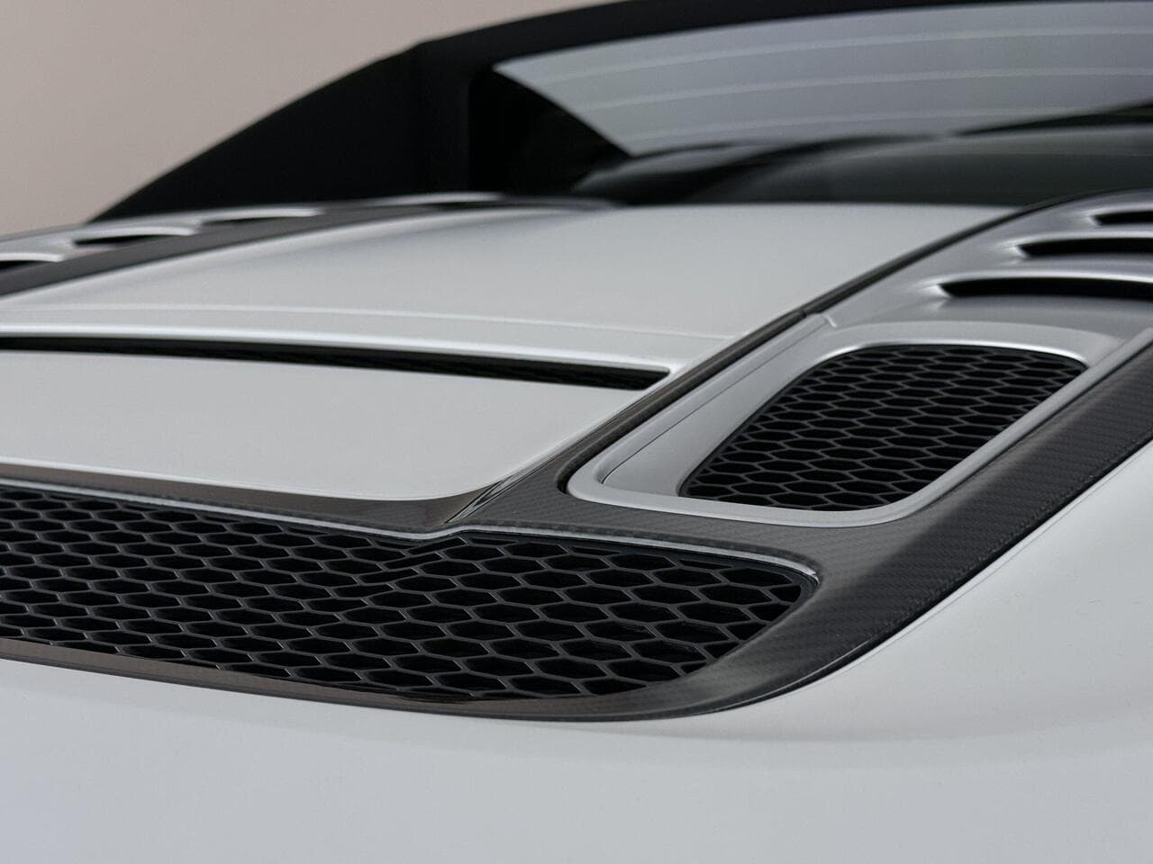 Audi R8 thumbnail Inconclusive