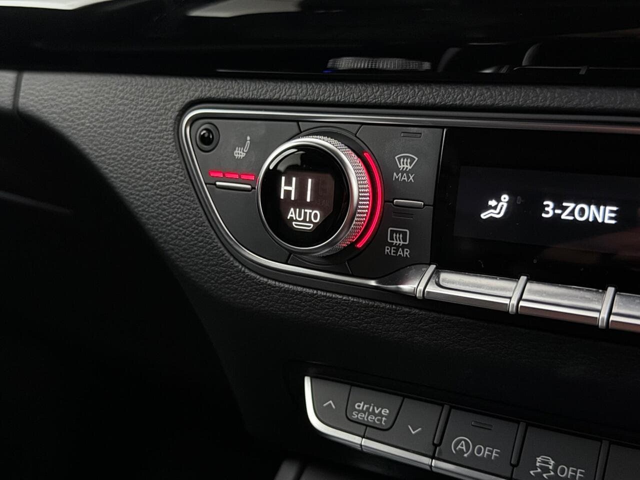 Audi Q5 thumbnail Misc Controls