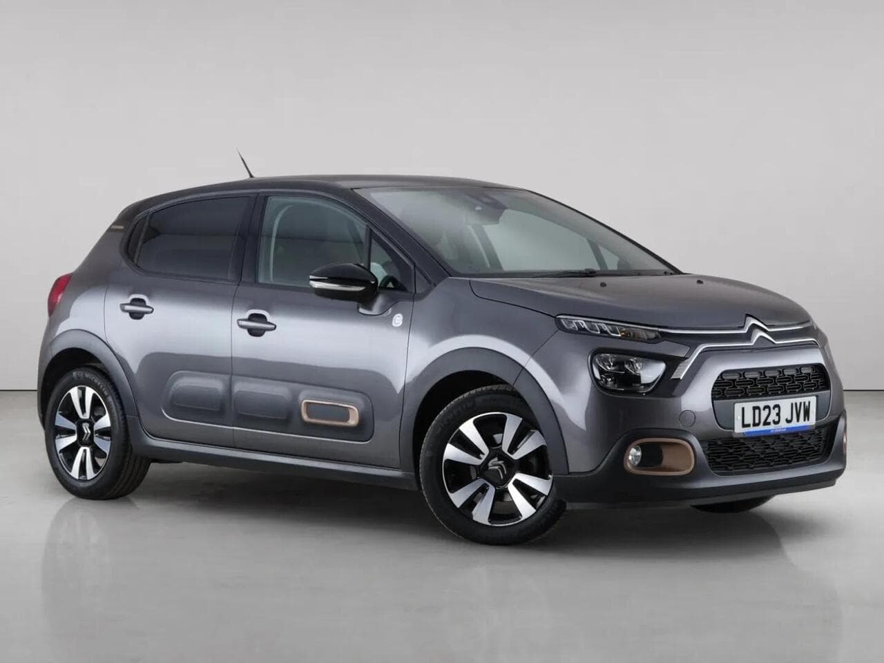 Citroen C3 - Citroen C3 1.2 PureTech C-Series Edition EAT6 Euro 6 (s/s) 5dr