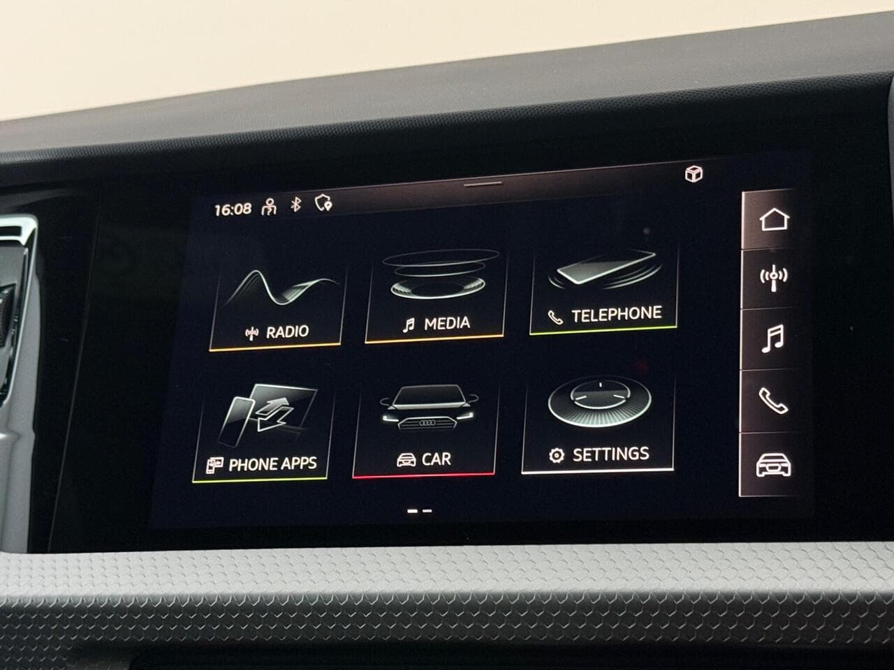 Audi A1 thumbnail Infotainment System
