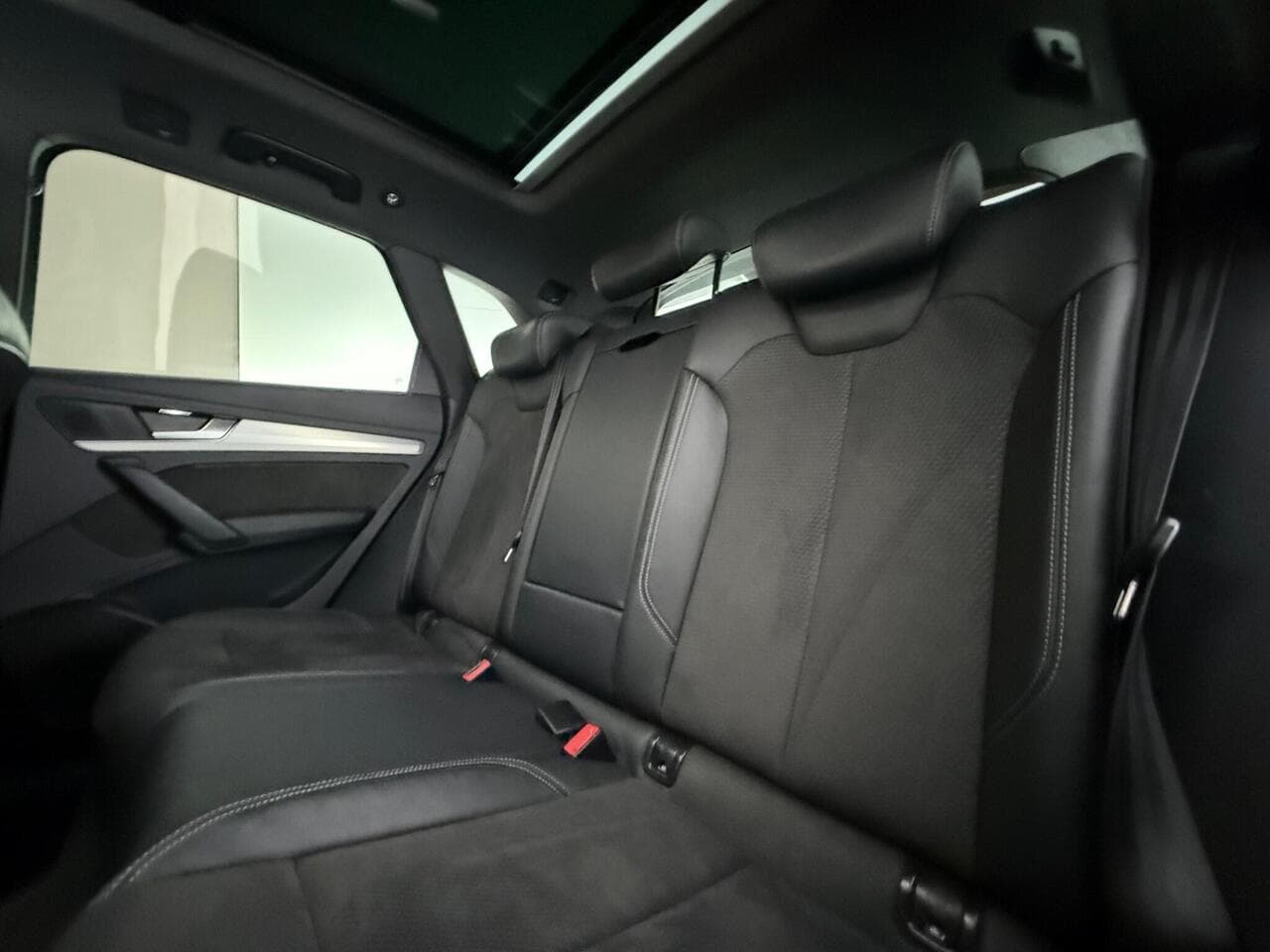Audi Q5 thumbnail Seats Rear
