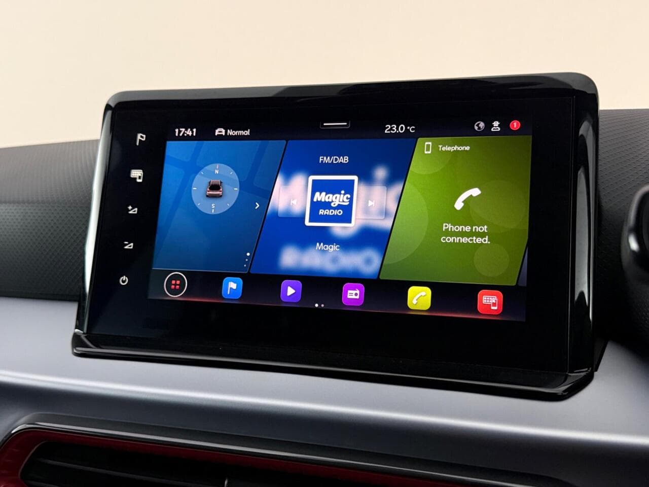 SEAT Arona thumbnail Infotainment System