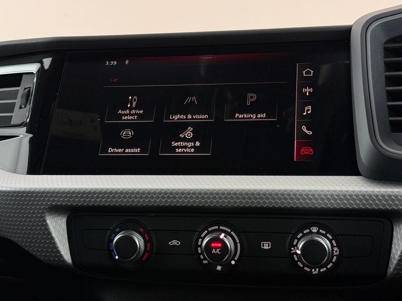 Audi A1 thumbnail Infotainment System
