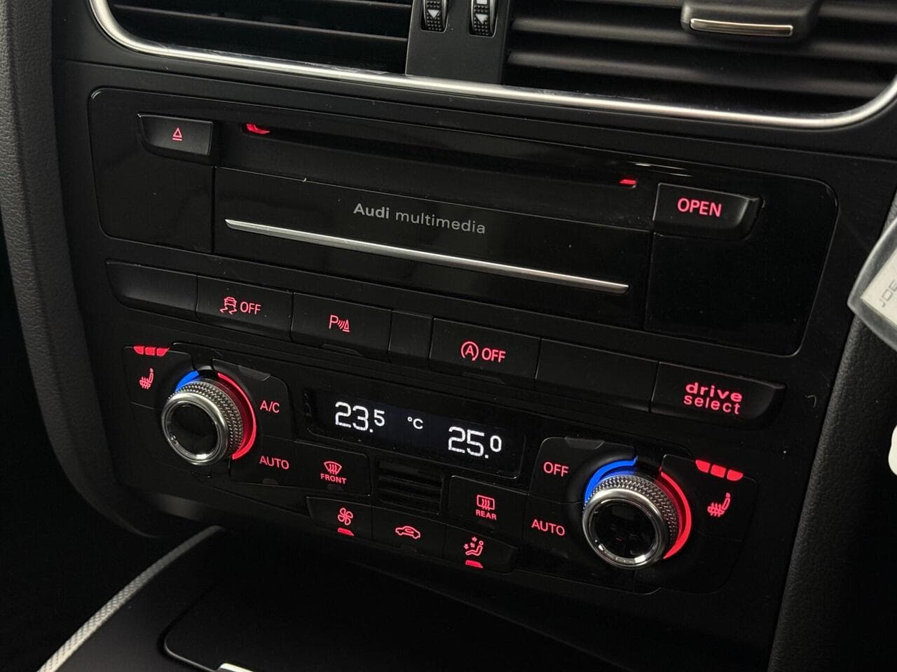 Audi A4 Allroad thumbnail Misc Controls