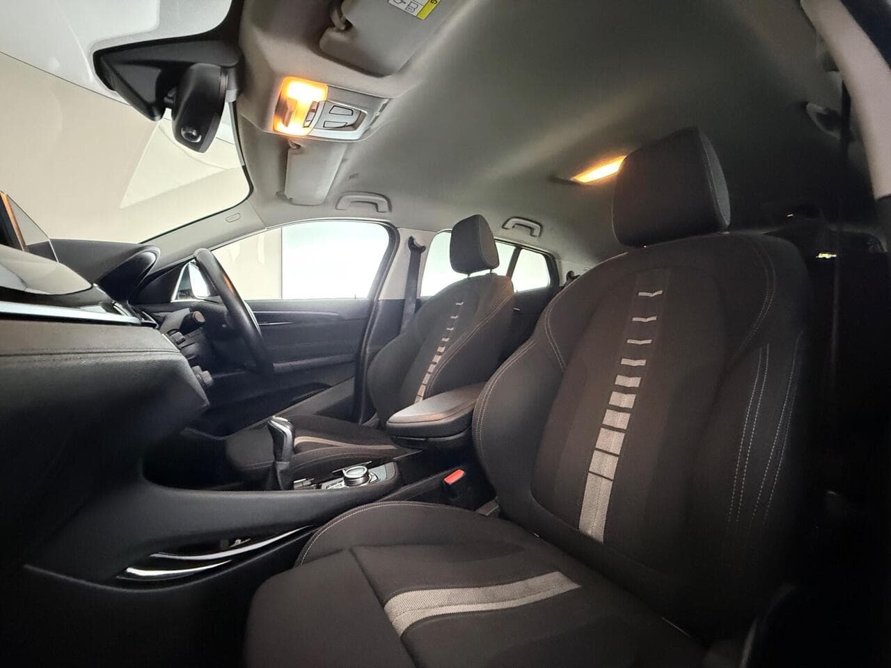 BMW X2 thumbnail Seat Front Passenger