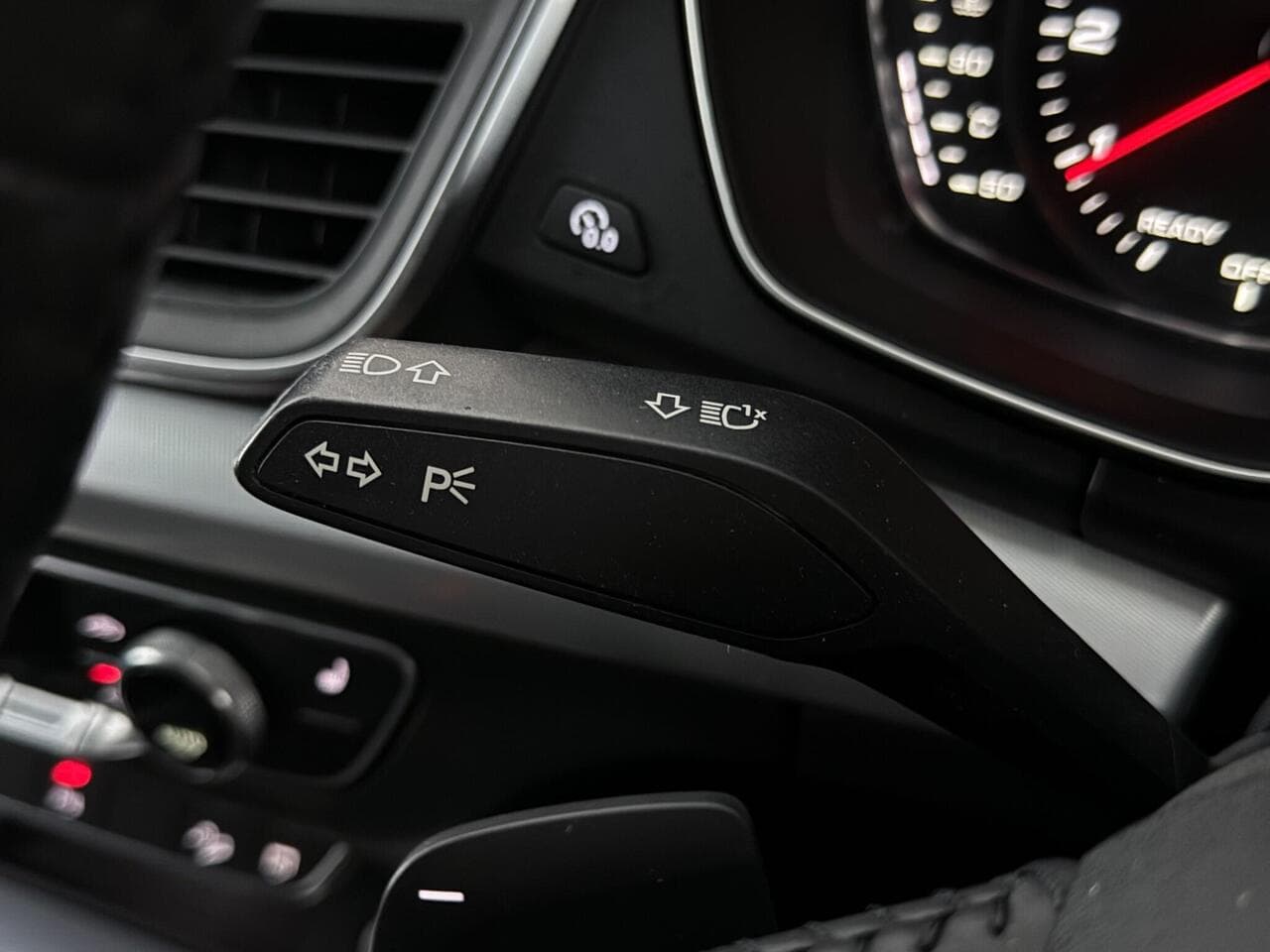 Audi Q5 thumbnail Misc Controls