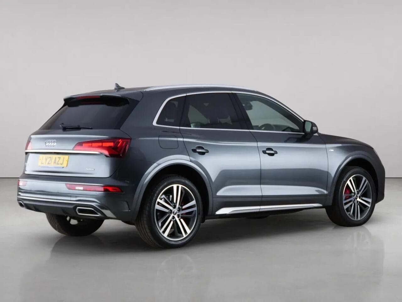 Audi Q5 thumbnail Rear Right