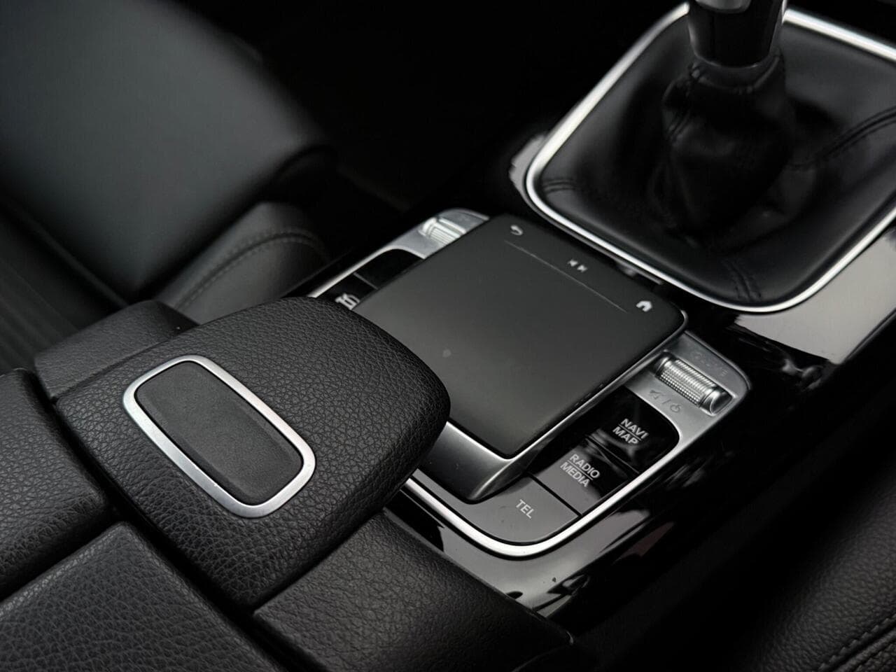 Mercedes-Benz A Class thumbnail Interior Front