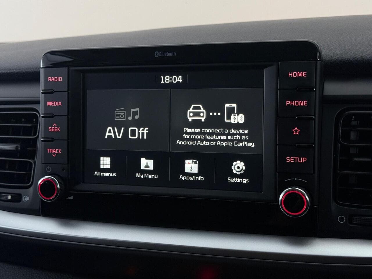 Kia Stonic thumbnail Infotainment System
