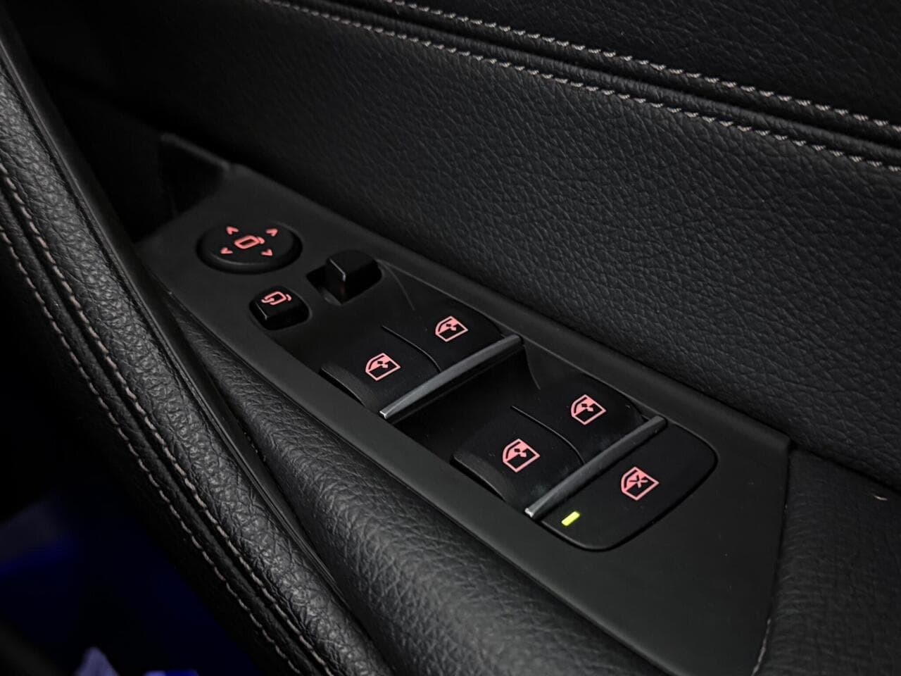 BMW 5 Series thumbnail Misc Controls