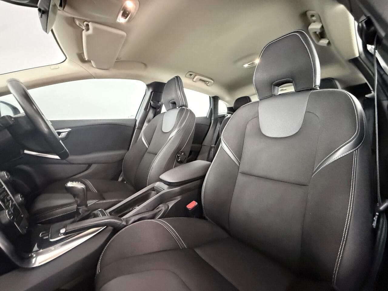 Volvo V40 thumbnail Seat Driver